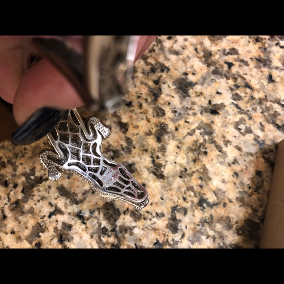 Diamond and silver crocodile cuff * - Picture 4 of 7